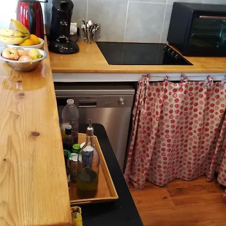 Maison Bois Sur La Colline A 1500 M Des Plages Vakantiehuis *